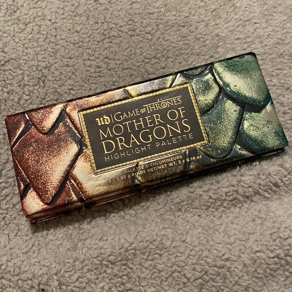 Urban Decay highlighter Palette